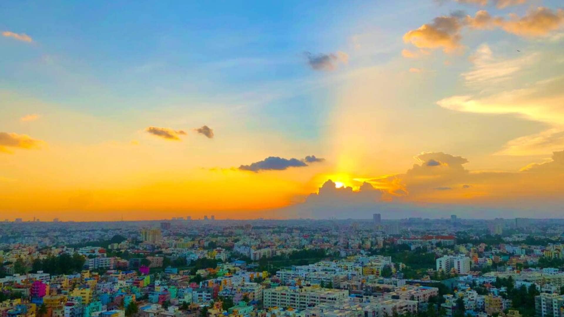 software engineer living expense in bengaluru 1 8 crores package salary spent linkedin viral News in Hindi