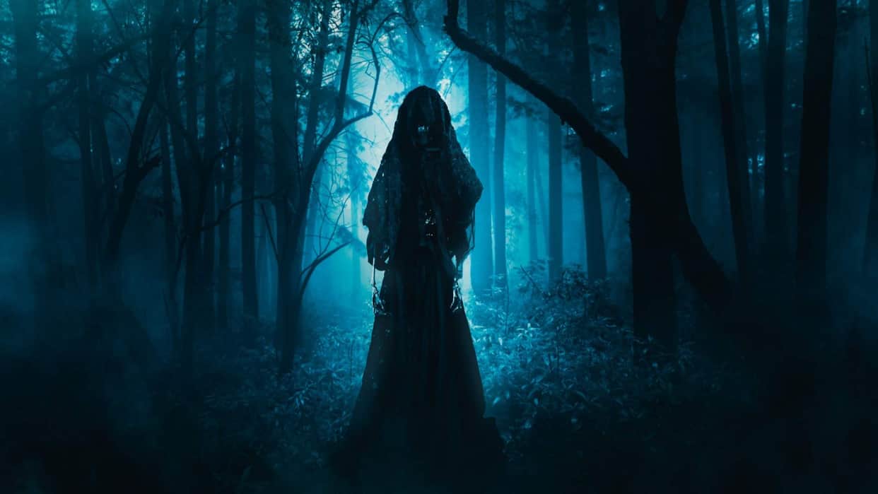 uk woman singer married ghost paranormal encounters husband paranormal researcher spirit