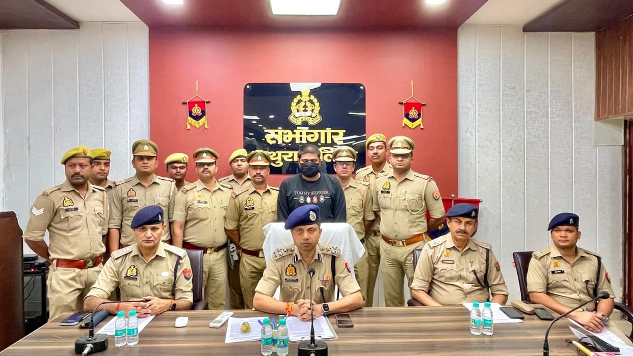 Police arrested accused who stole luxury cars through Instagram