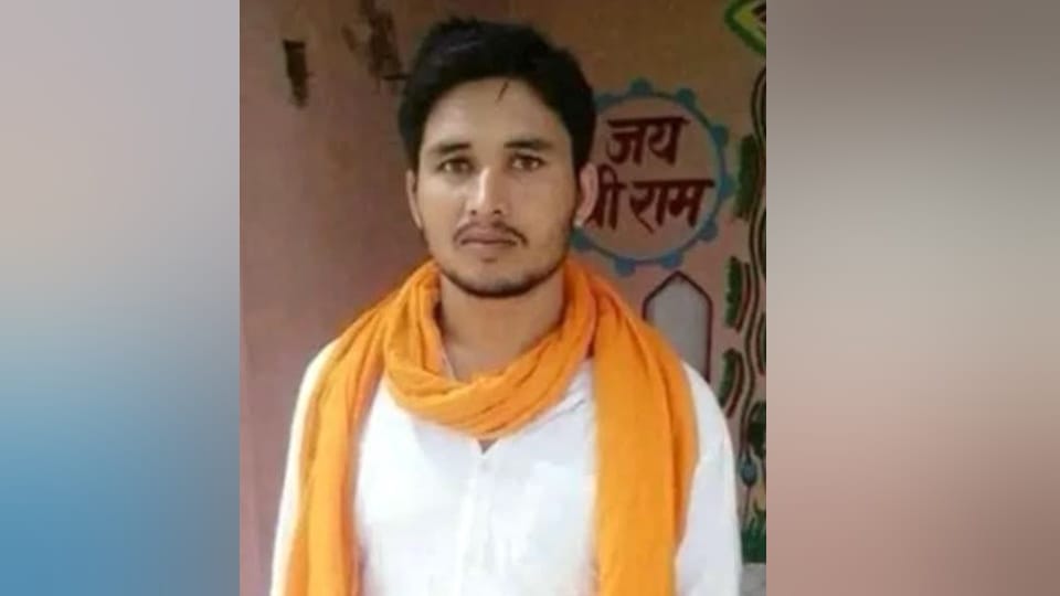 Bajrang Dal Leader Satyendra Monty Murder Gave sleeping pills and cut neck with axe confession of step brother