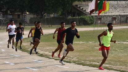 sports news including boxing ring installed at Dr. Sampurnanand Sports Stadium in Sigra in varanasi