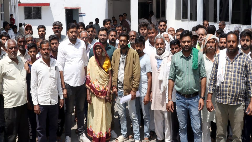Bijnor Deepak Murder Case Railway Employee After committing murder Shivani went and sat in sun on roof