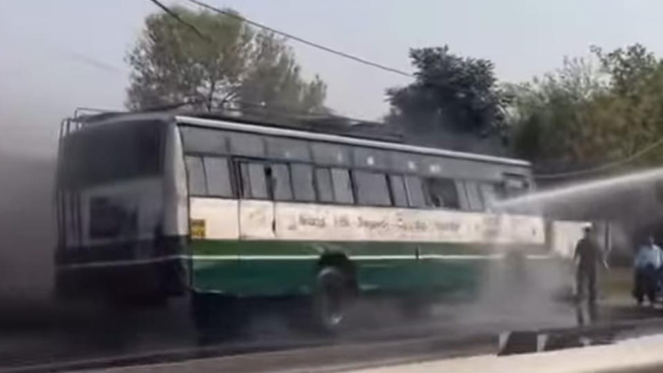 HRTC bus fire incident in Pathankot 15 passenger were traveling