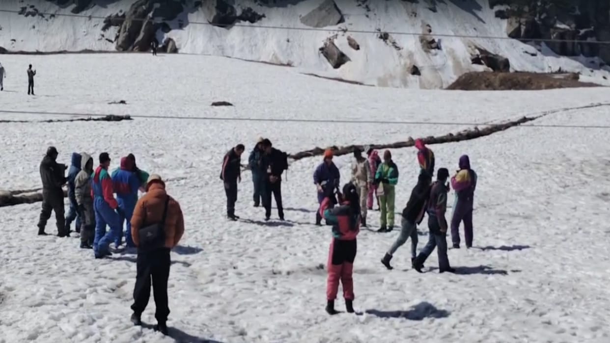 Lahaul news, Lahaul  tourists news, Sissu, Sissu himachal, Sissu lahul, himachal tourism, tourist himachal,