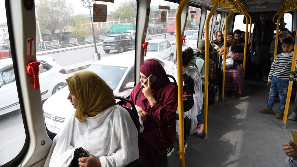 'Pink cards' will be issued to women for free travel on e-buses.
