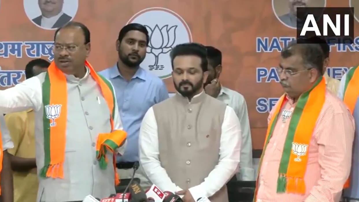 Former Cricketer Kedar Jadhav joins BJP in Mumbai