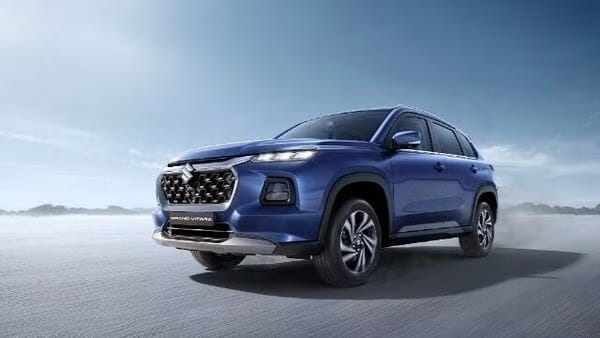 Hybrid Cars Lose Ground as EV and CNG Vehicles Surge in India’s Passenger Car Market Auto Sales Report