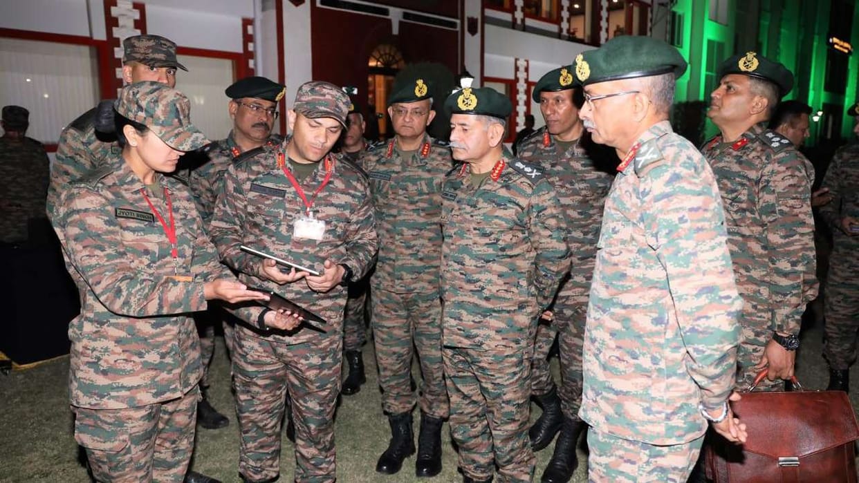 Army Chief Upendra Dwivedi visited Srinagar
