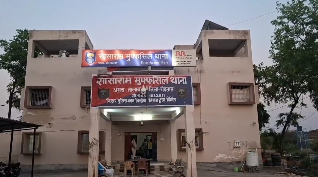 Bihar News: Bihar Police team attacked in Rohtas, two including a woman policeman injured