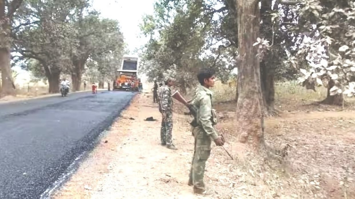 CG News: Basic facilities being provided in Chhattisgarh Bastar division, 'Naxalgarh'