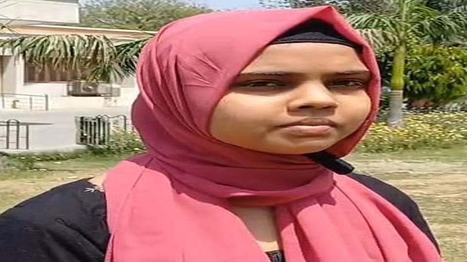 Considering scarf on head as Hijab, Lekhpal rejected caste certificate