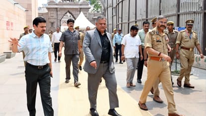 PM Modi Varanasi Visit Chief Secretary Manoj Kumar and DGP Prashant Kumar reviewed preparations