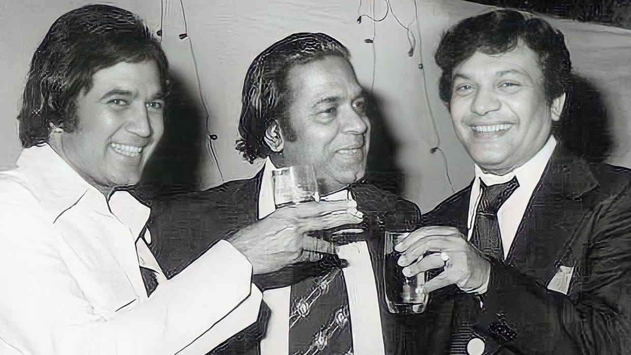 Shakti Samanta wanted to become singer and actor after becoming director he gave super star as Rajesh Khanna