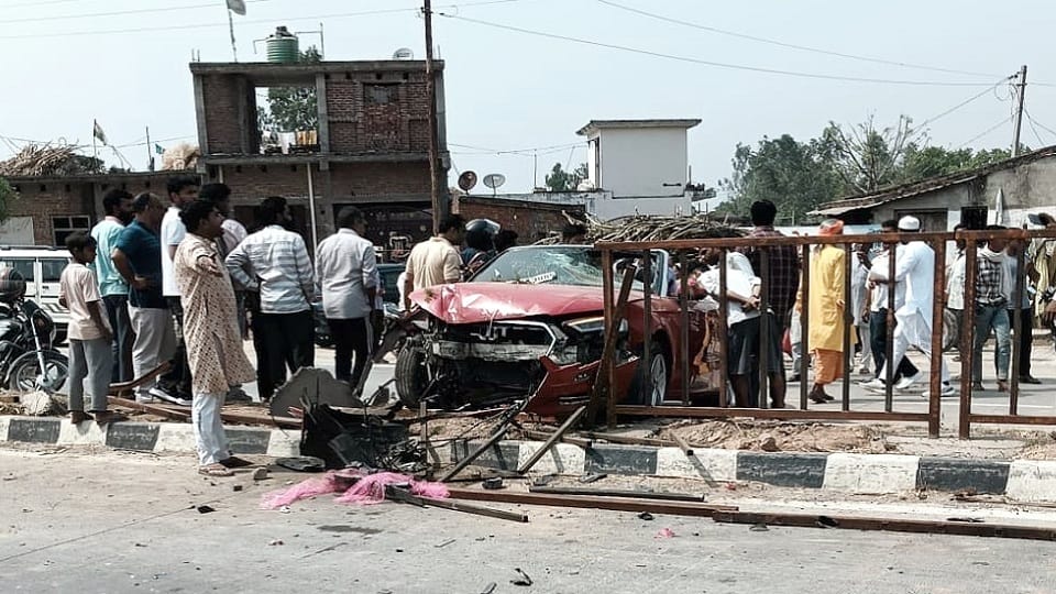 Bijnor: Four youths were making a reel in an Audi, crushed a teenager in real, two youths caught