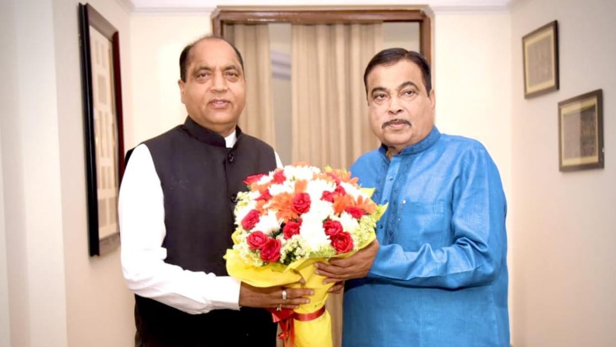 Jairam Thakur met Nitin Gadkari asked for widening of Janjheli-Chail and other roads