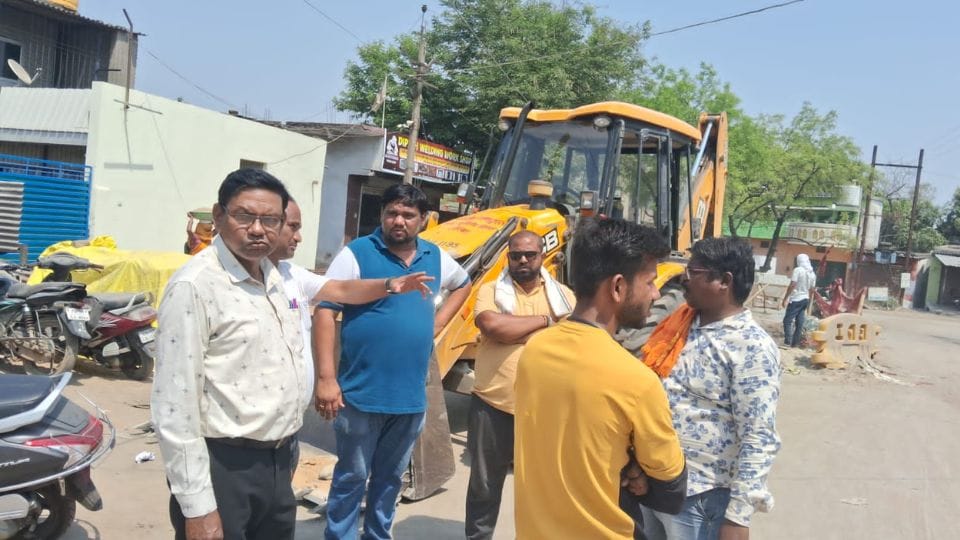 Joint action of Municipal Corporation and Police on Junk Shop in Korba