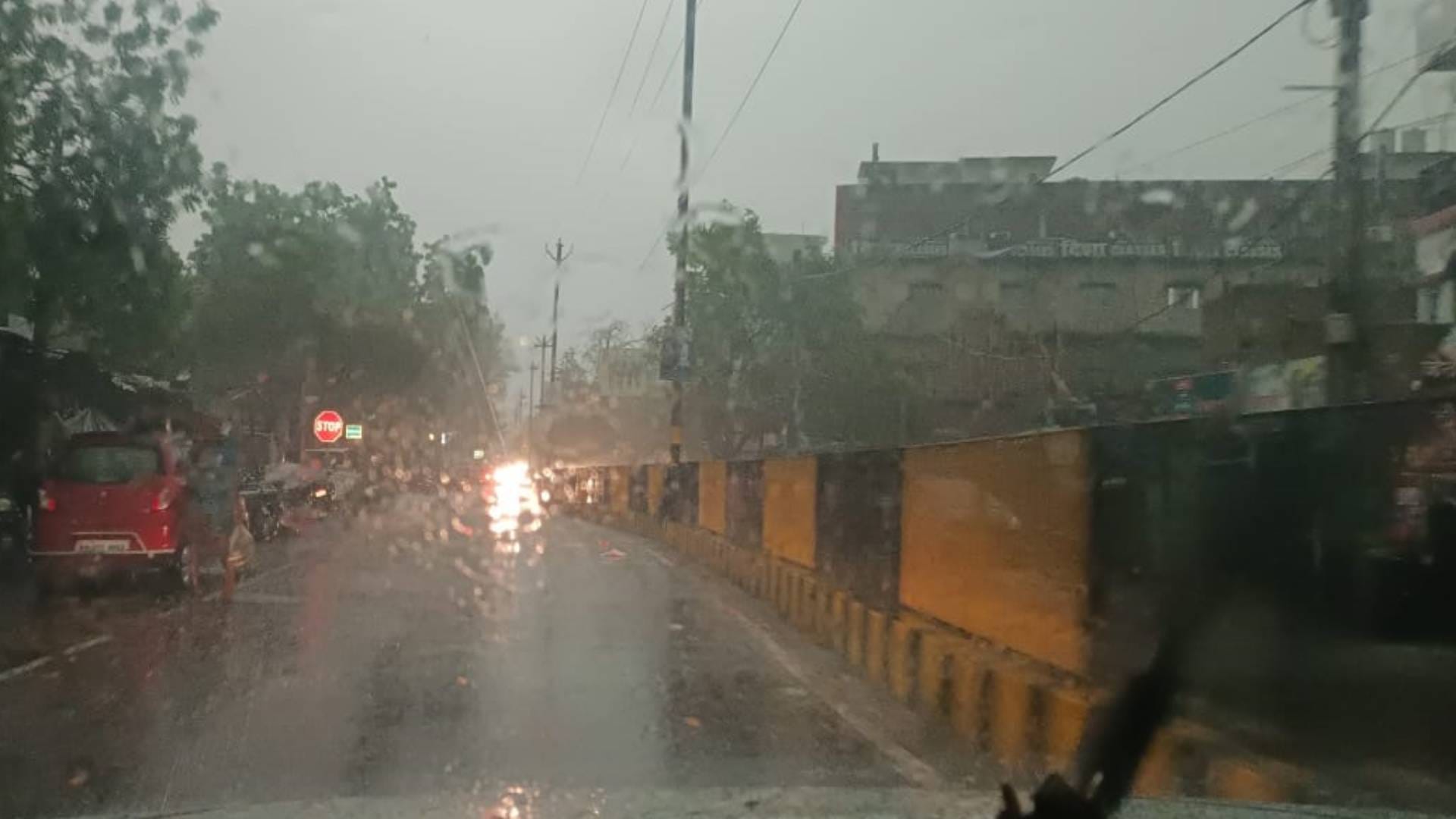 Rain wreaks havoc in Nawada Bihar Wheat crop submerged in water waterlogging in Sadar Hospital premises photos