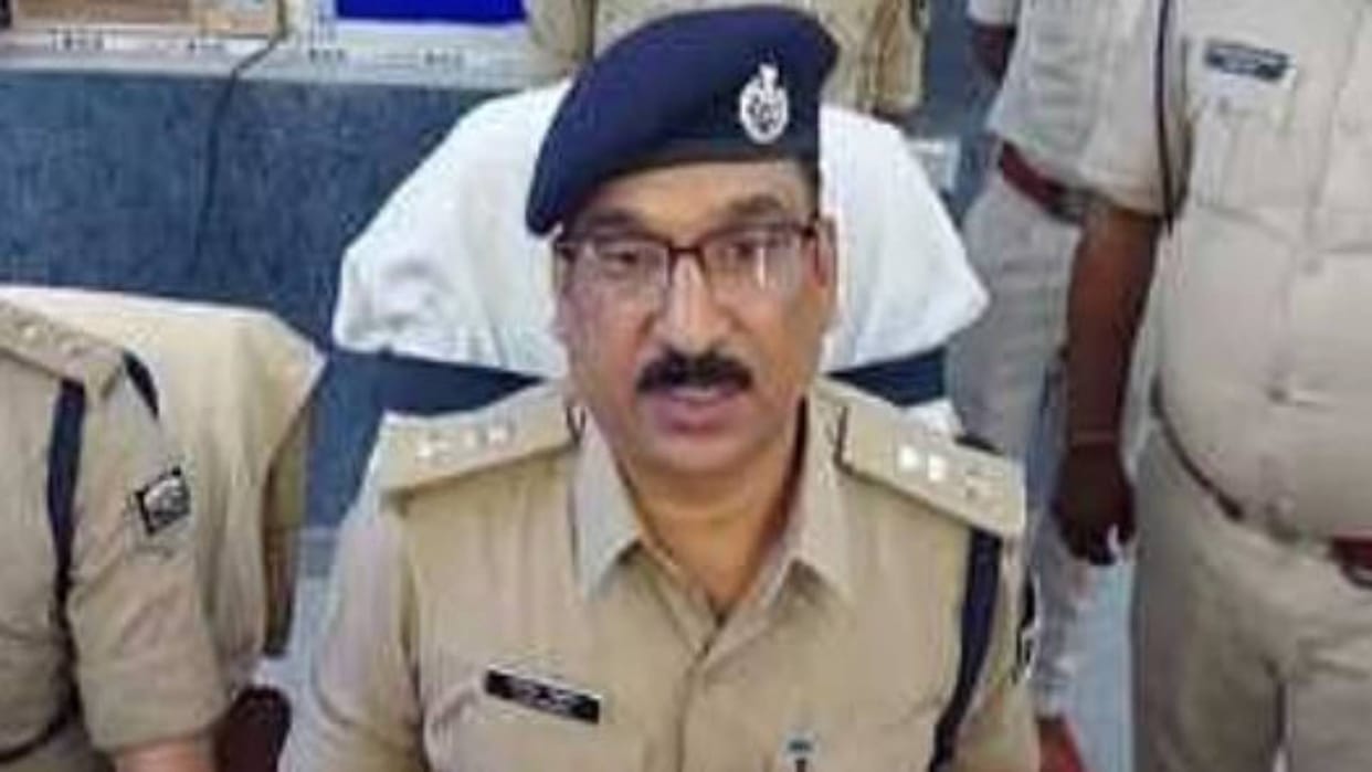 Bihar News Student kidnapped from middle of road in Lakhisarai police rescued him after 8 hours