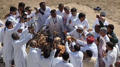 Former chief administrator of Brahma Kumaris Ratanmohini merged into the five elements