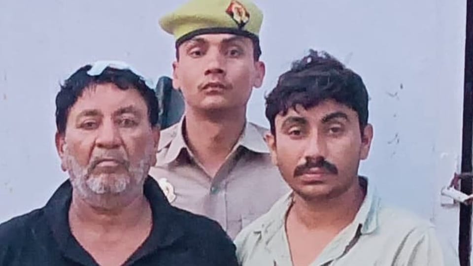 Fatehpur Triple Murder Case Forgive My Uncle Killer's Niece Breaks Down Before Village Head