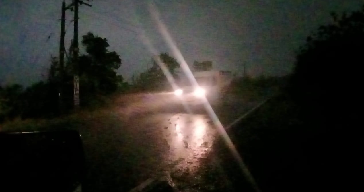 Kanpur Weather Update Hail fell along with heavy rain weather became pleasant people got relief from heat