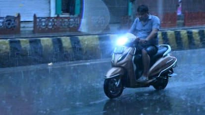 Kanpur Weather Update Vifa cyclone became mild drizzle may occur till 27 movement of clouds for five days