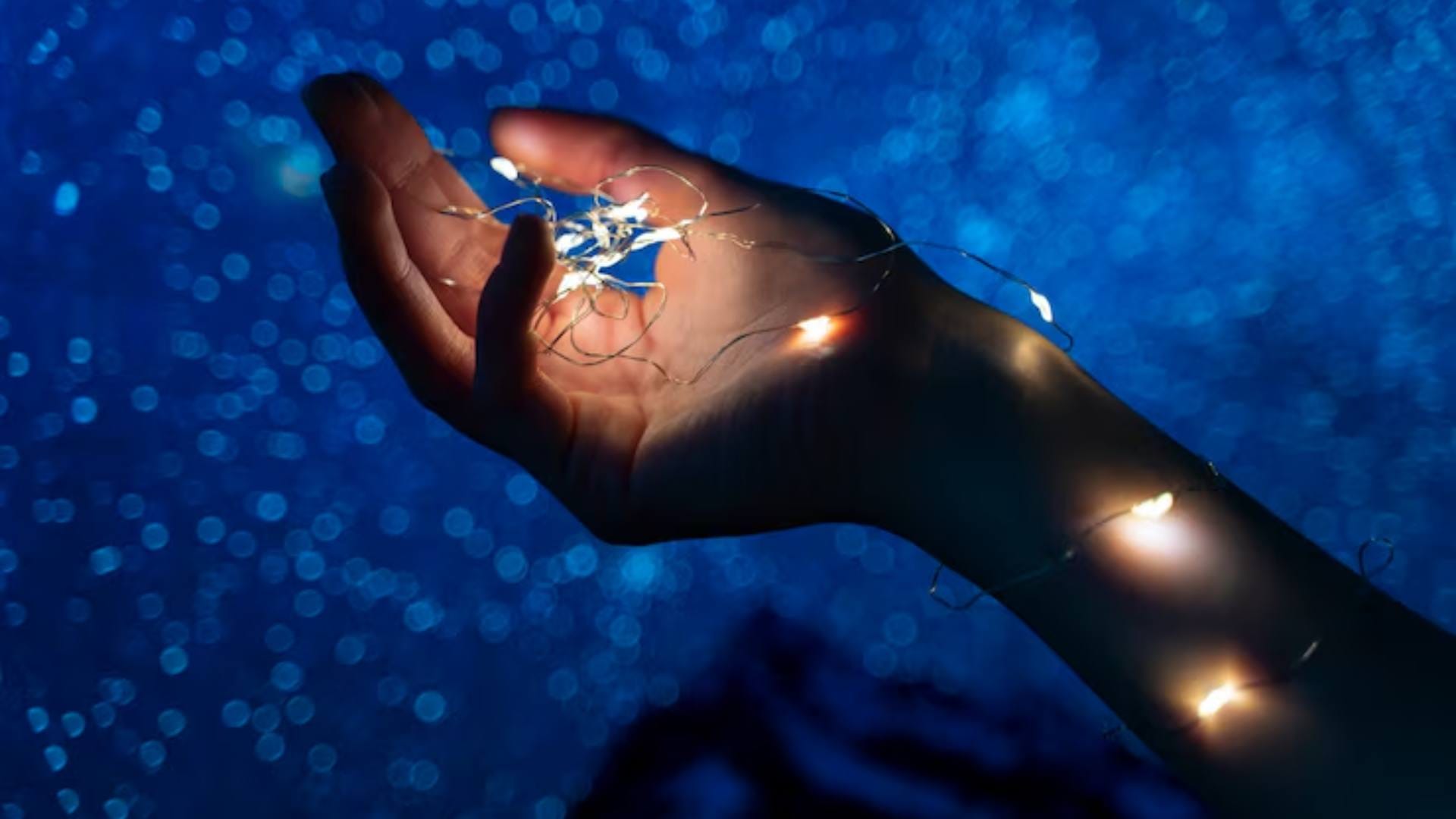 Palmistry Where is the line of wealth and luck in the palm How to find it know special things related to it