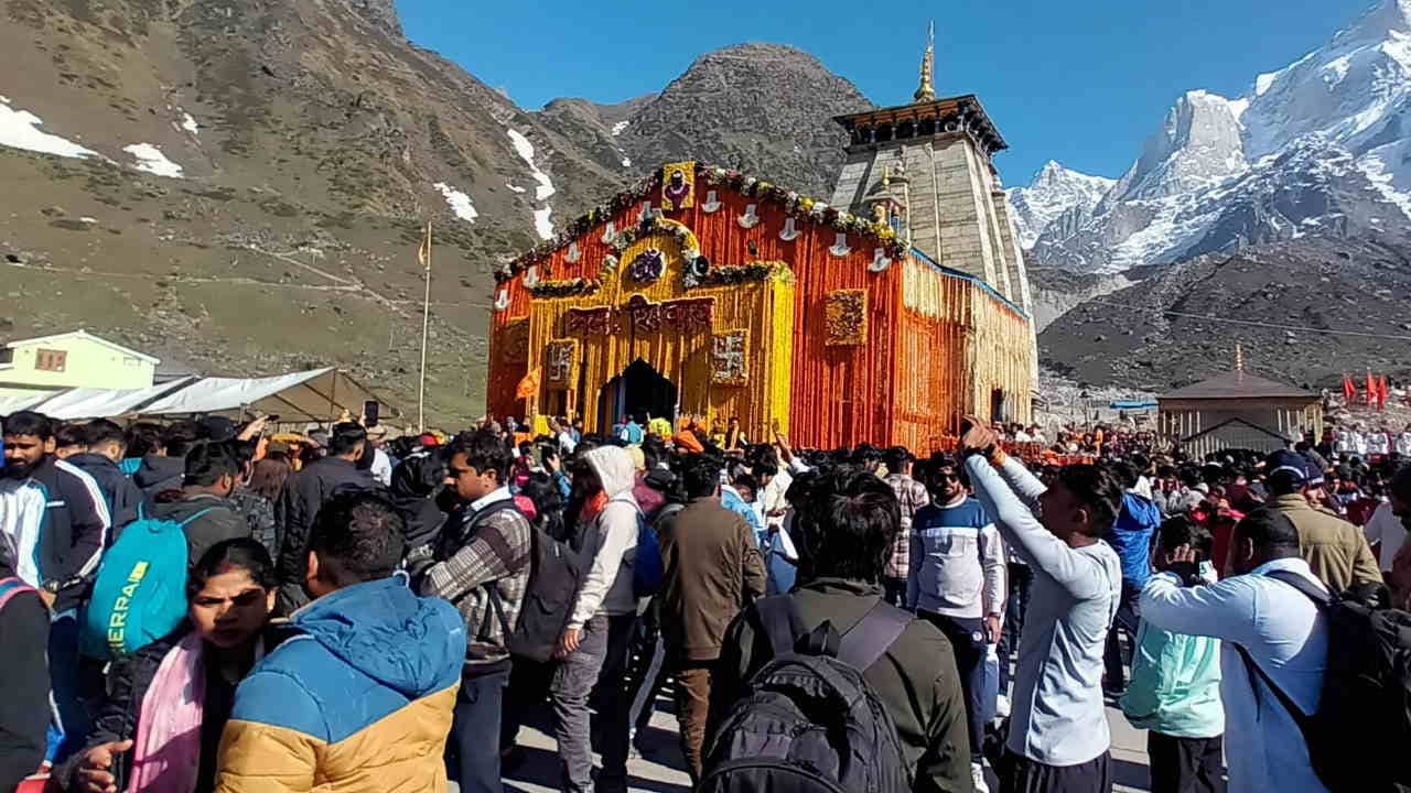 Chardham Yatra 2025 Enthusiasm among devotees for Chardham Yatra, 189212 visited Badrinath Kedarnath gangotri