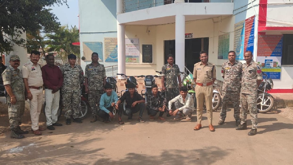 Police arrested four motorcycle thieves from Odisha