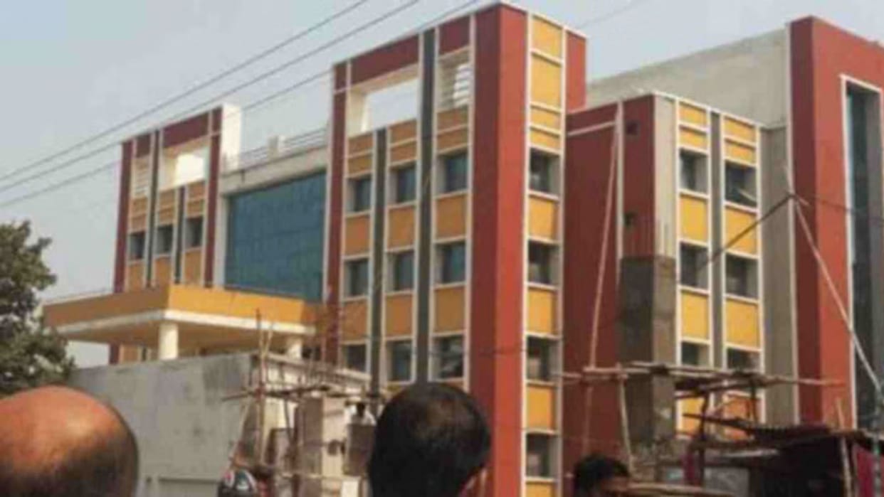 Government Ayurveda College Alumni will gather at Saroja Palace in varanasi