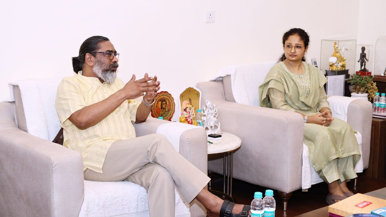 Jharkhand News: The team of Yuva India Trust met CM Soren in Ranchi