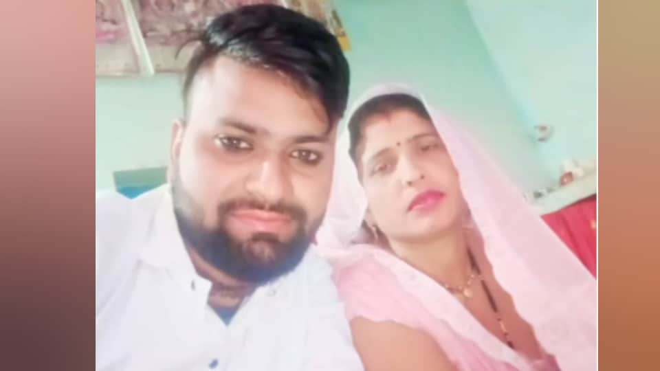 Aligarh News saas Damad Love Story New Shocking Claim Women Reaches Police Station