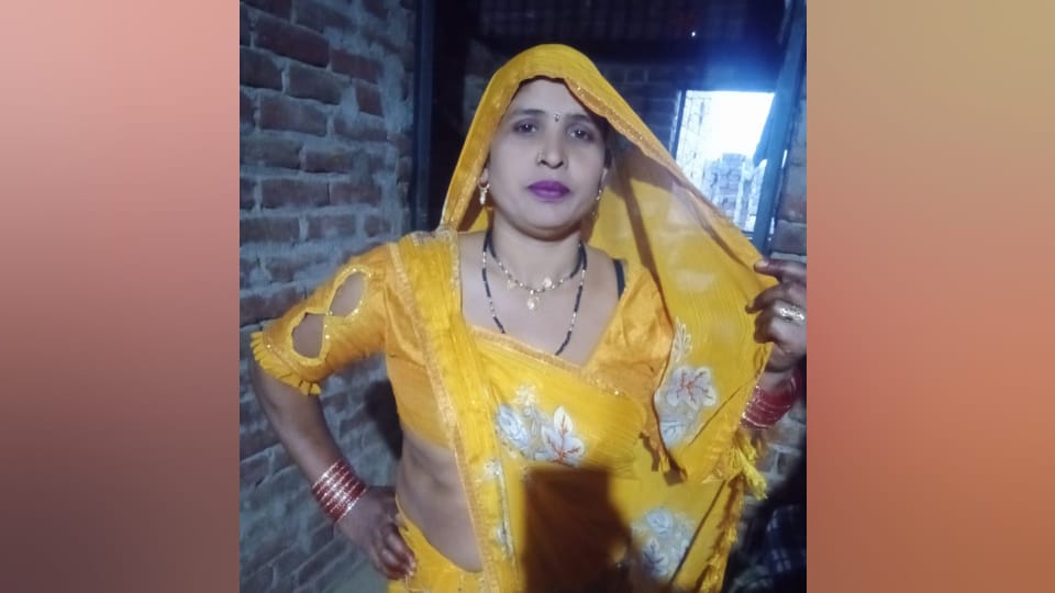 Aligarh Love Story Of Mother In Law And Son In Law Brides Mom is not ready to return