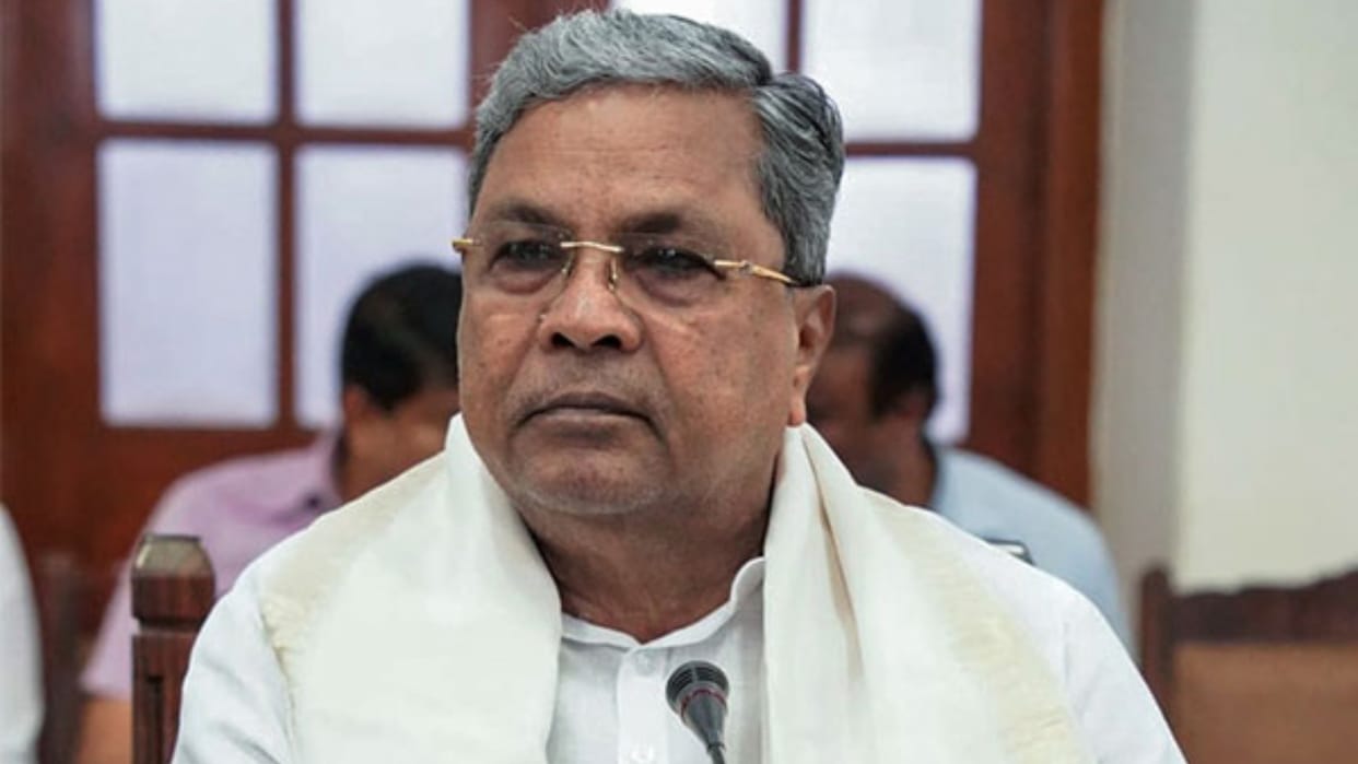 karnataka caste census survey 2025 starts questions masked vokkaliga lingayat issues