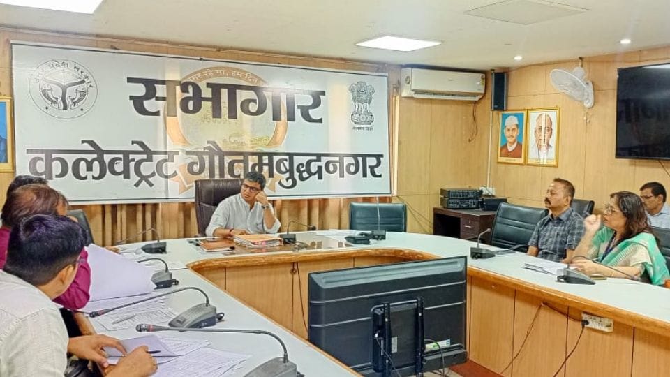 76 schools in Greater Noida were fined Rs 1 lakh for not providing details of fee hike