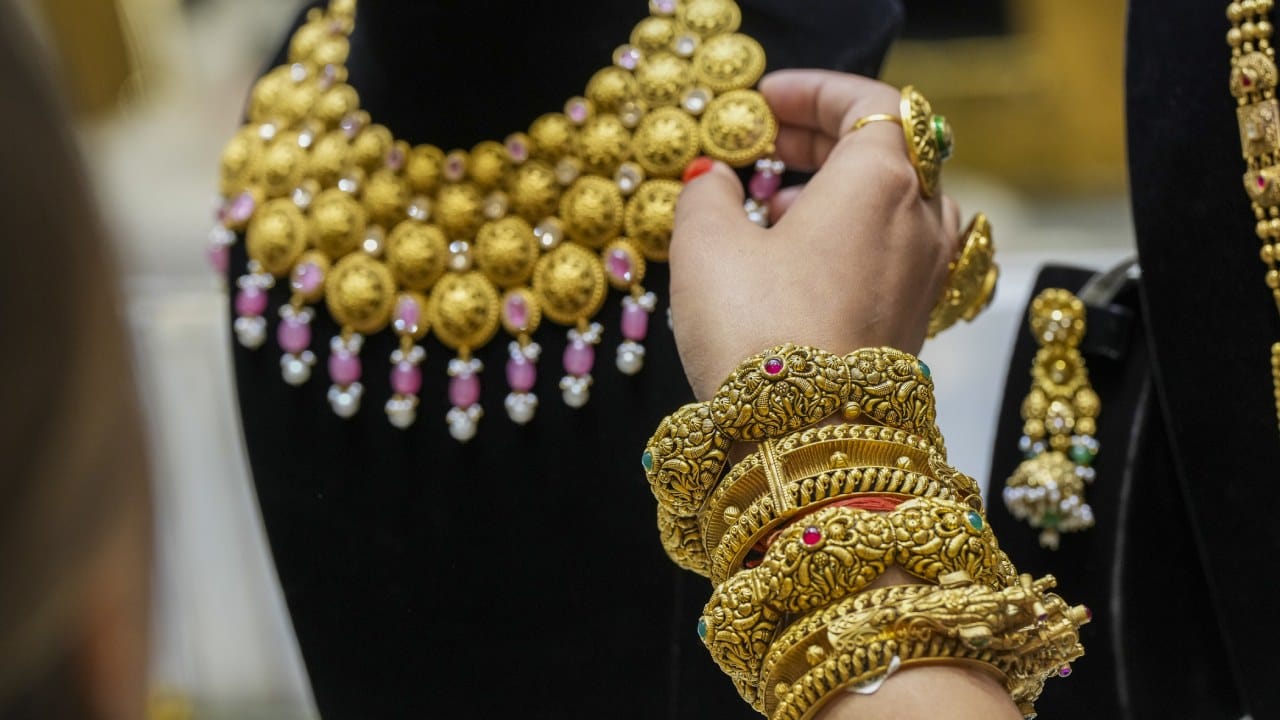 Gold Price Increase High Record Right to Time to Invest in Gold Buy Investment Tips