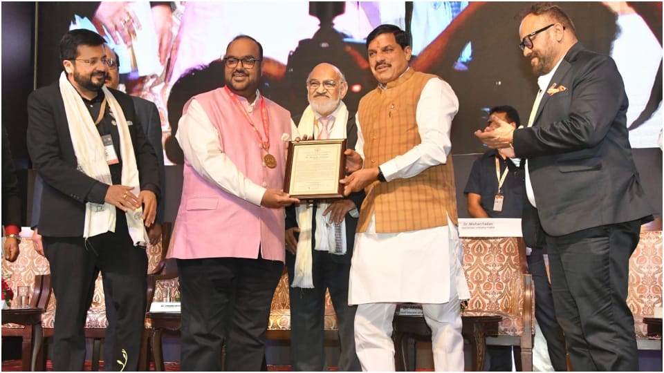 JK Cement Vice Chairman Dr. Nidhipati Singhania honored by CM Mohan Yadav in Bhopal