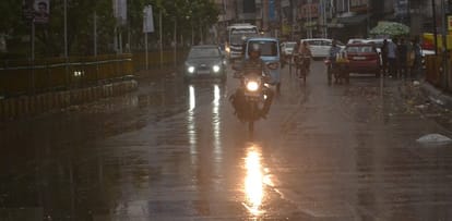 Unseasonal rains cause a loss of 80 crores to industries entrepreneurs say Kescos system is ineffective