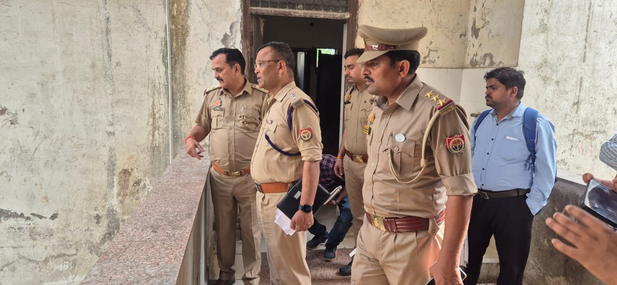 Etawah Suicide Kabaddi player commits suicide in Saifai Sports College body found hanging from fan