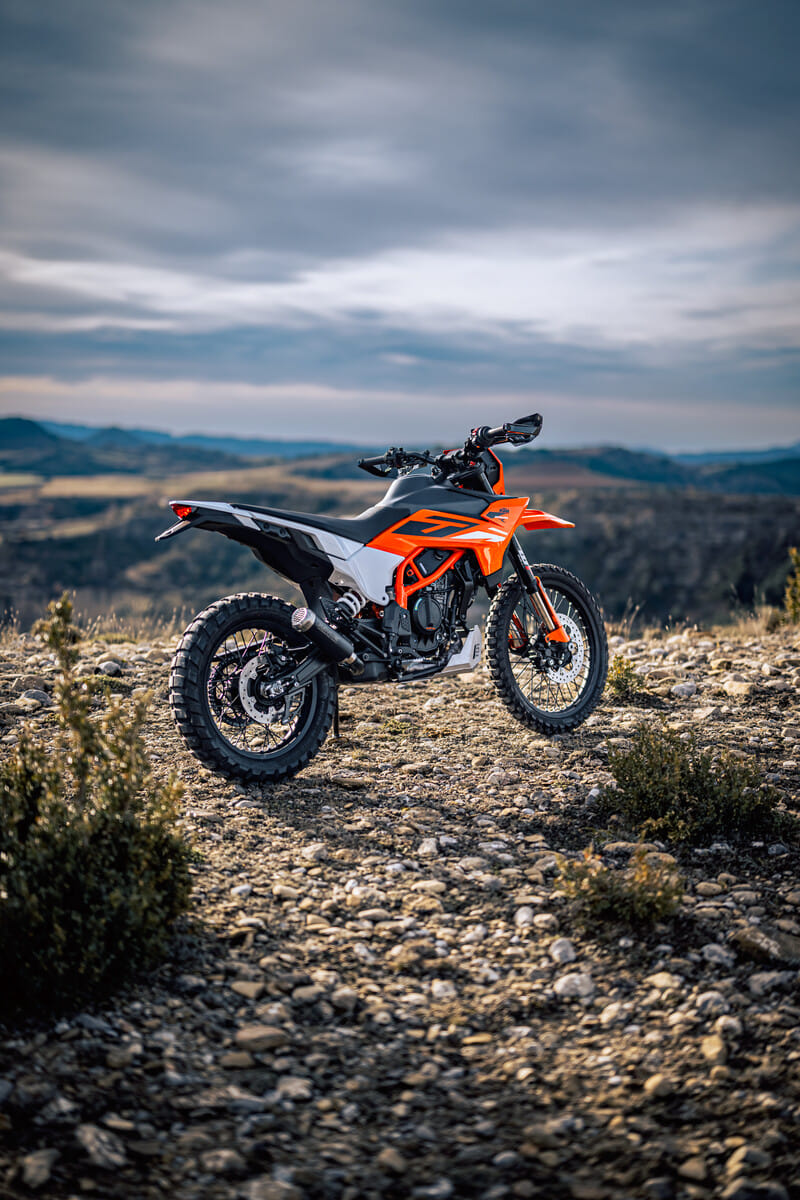 KTM 390 Enduro R motorcycle launched in India Know Price Features Specifications