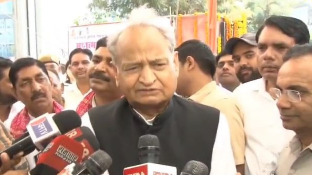 Rajasthan News: Gehlot's sharp attack on Vasundhara, said- Why Only Talk About Jhalawar After Being CM Twice?