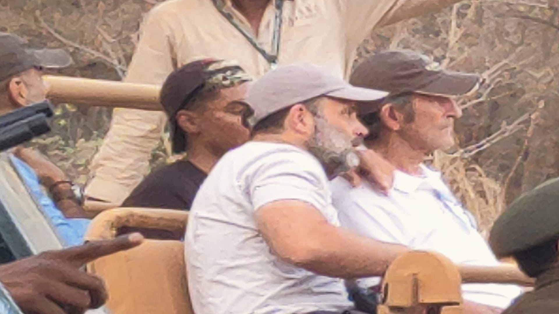 Sawai Madhopur: Rahul reached Ranthambore on tiger safari with foreign guests, enjoyed the antics of tigers
