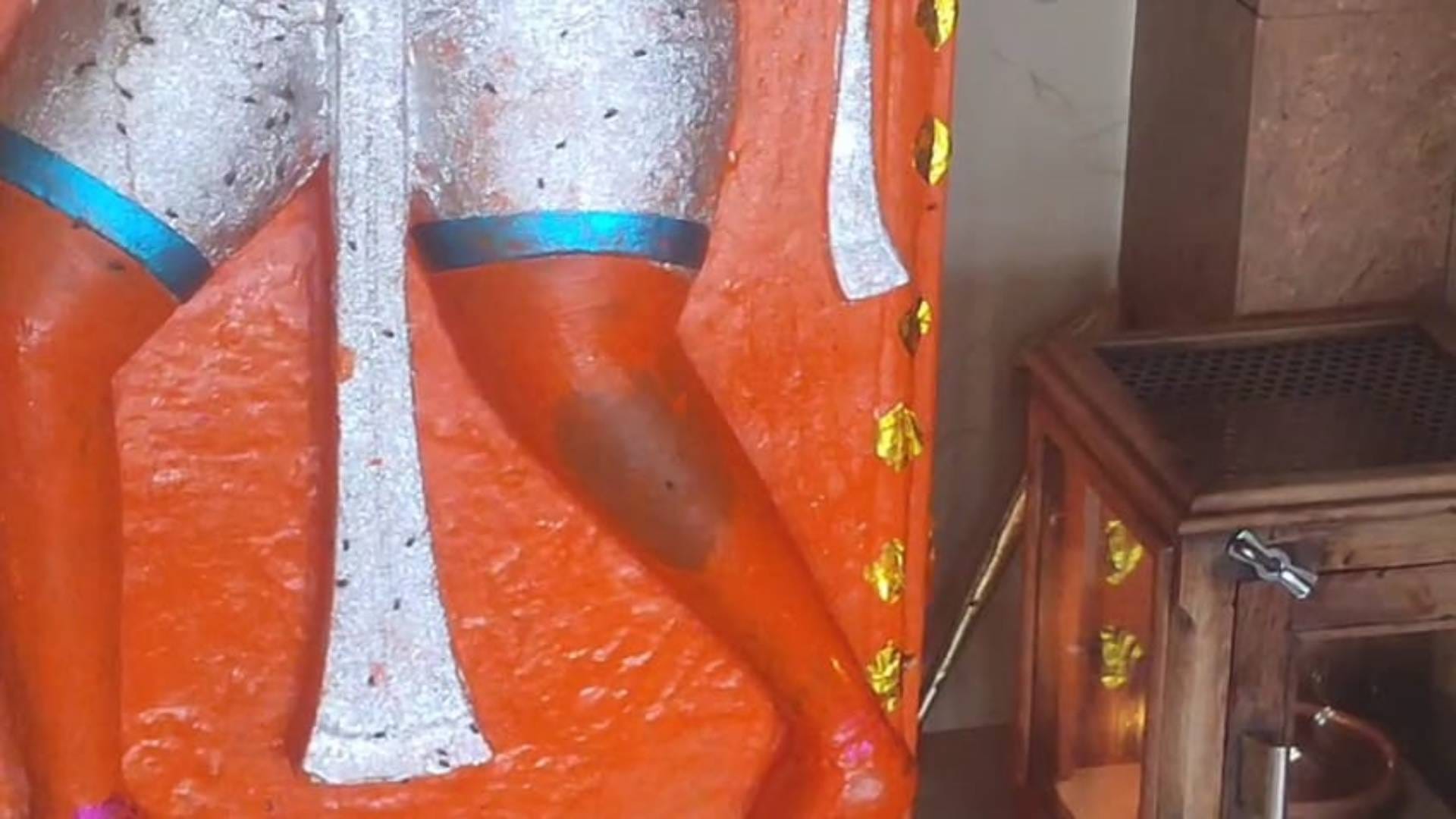 Bikaner Hanuman Jayanti Here a real bullet hit feet of Bajrangbali There were marks on his feet