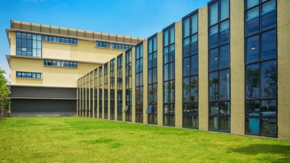 Himalayan Garhwal University name has again surfaced in marksheet fraud case