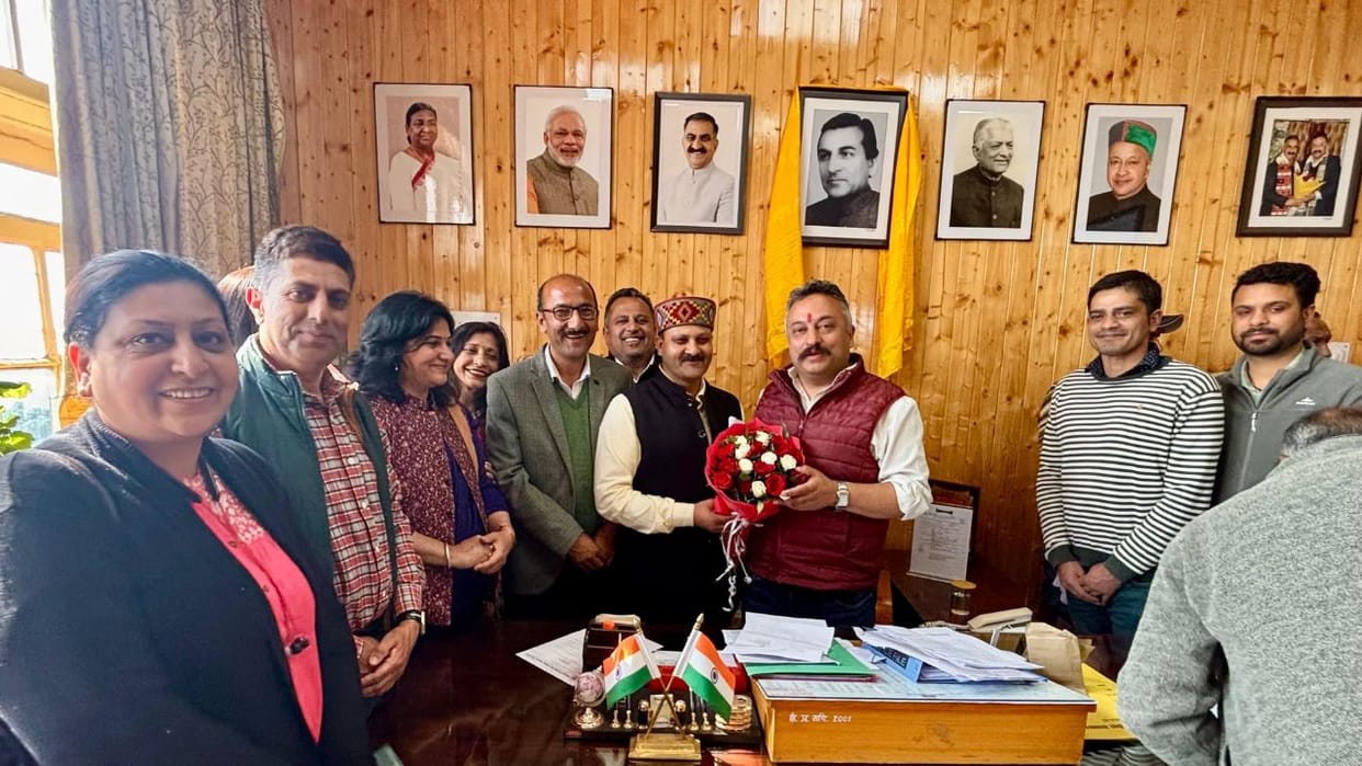 Himachal News HGCTA delegation met Education Minister Rohit Thakur demands