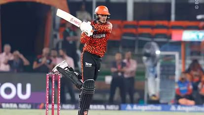 SRH vs PBKS: अभिषेक के तूफान में उड़ा पंजाब, 40 गेंदों में ठोक दिया IPL का पहला शतक; गेल-हेड के क्लब में शामिल अबीशेक शर्मा पहली शताब्दी में पंजाब किंग्स के खिलाफ आईपीएल में बाउंड्रीज़ सेलिब्रेशन की तस्वीरें