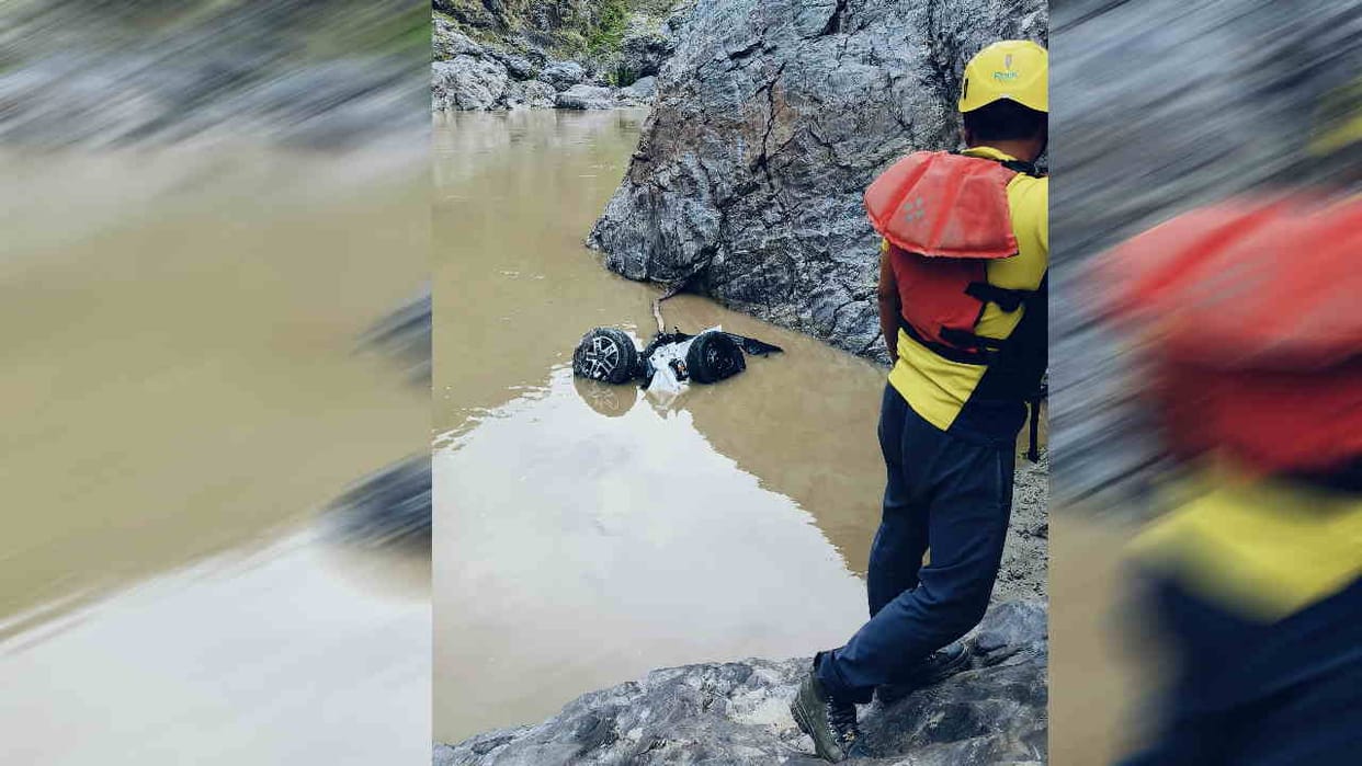 Rishikesh Road Accident News: Vehicle Fell Into River Five Members Were on Board Devprayag Srinagar