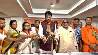 Bihar Election 2025: BJP's Sanjay Saraogi takes a dig at Lalu-Tejashwi, says violating law is in RJD's DNA