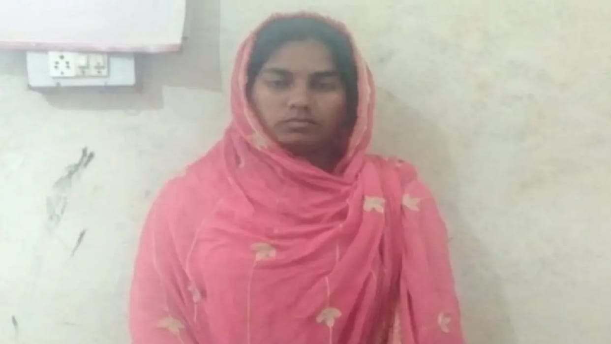 Mother killed husband in front of 5 year old daughter for sleeping pills and strangled him with dupatta in CG