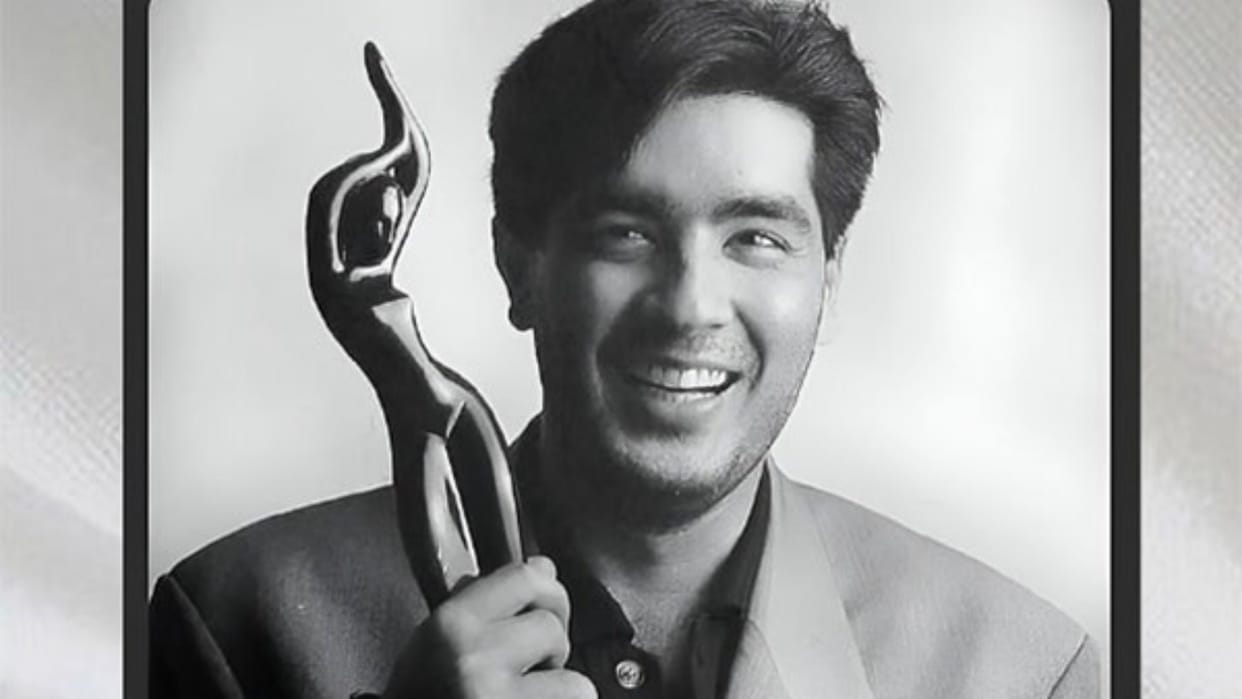 fashion designer Manish Malhotra recalls winning his first Filmfare Award for Urmila Matondkar Movie Rangeela